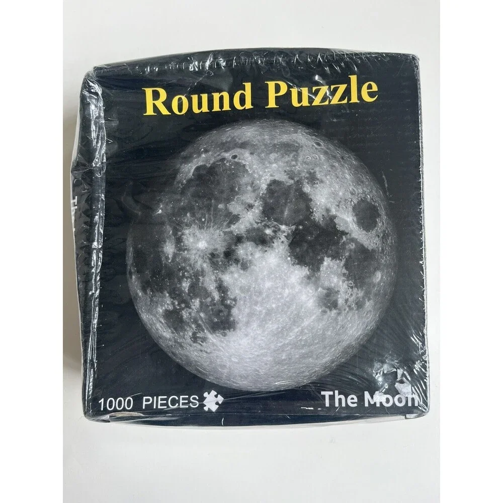 THE MOON Circular Puzzle 1000 Pcs Puzzle 26.5 in Circle Brand New